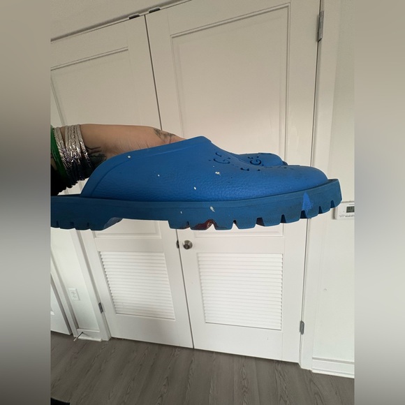 Gucci Men’s slides - Picture 5 of 10